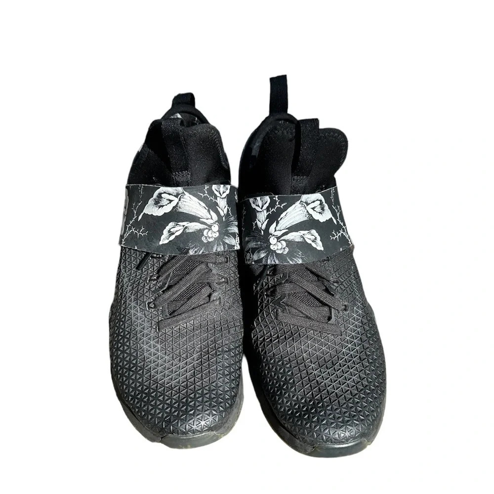 Nike Women's Black Floral Strap Sneakers